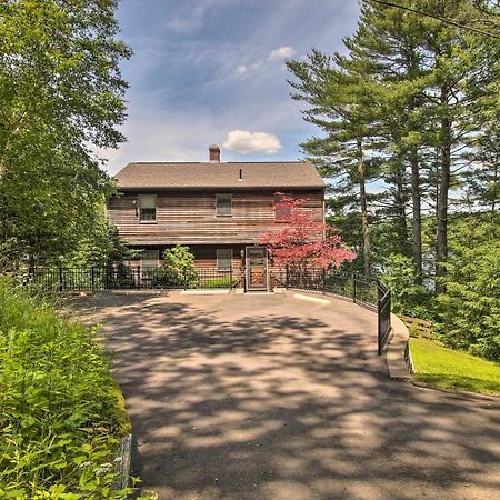 Waterfront New England House On Wickaboag Lake! West Brookfield Eksteriør billede